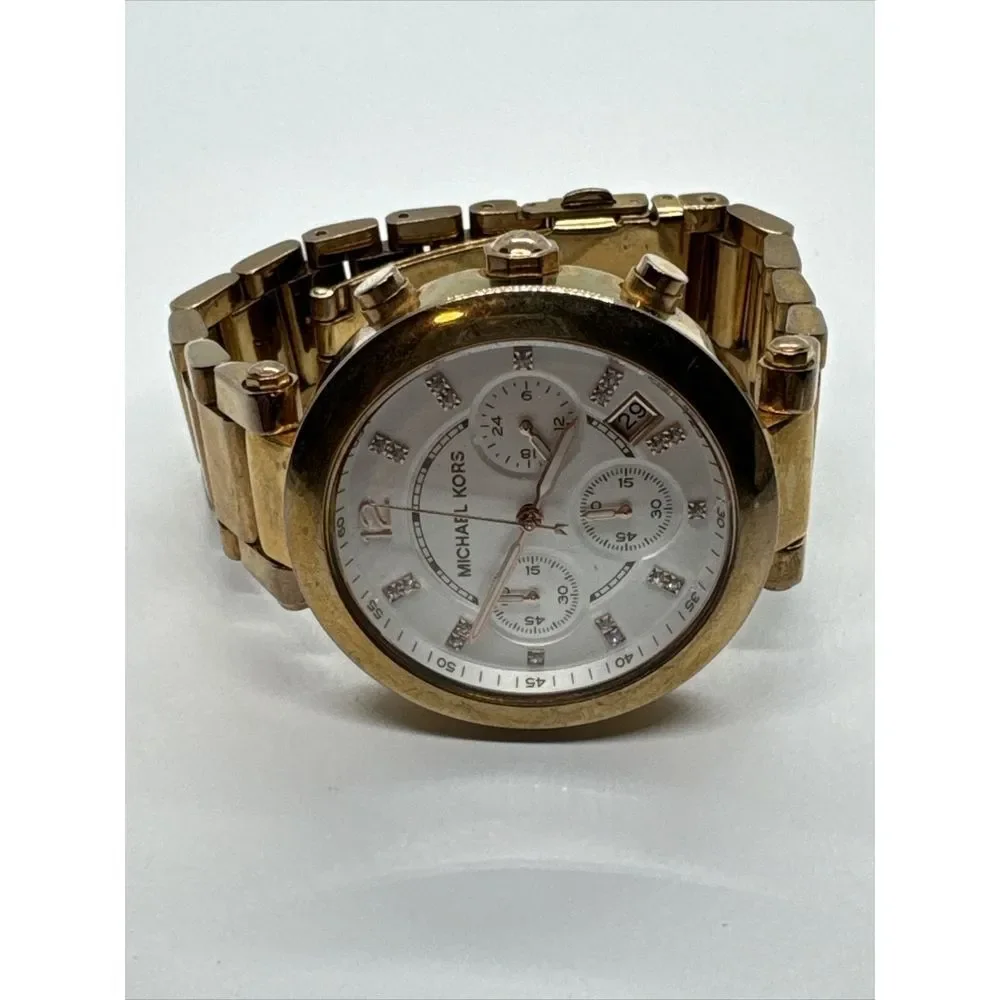 Michael Kors Parker MK5806 Women Rose Gold Steel Analog Dial Wrist Watch JNA871